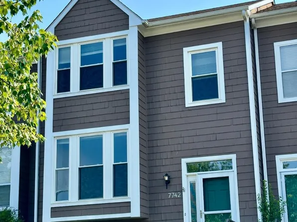 7742 Chatfield Ln, Ellicott City, MD 21043