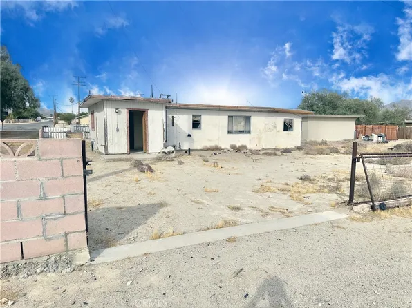 13807 Carson St, Trona, CA 93562