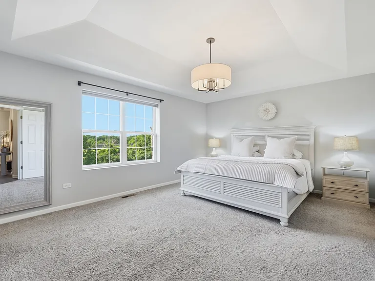 2546 Huntleigh Ln — Photo 10