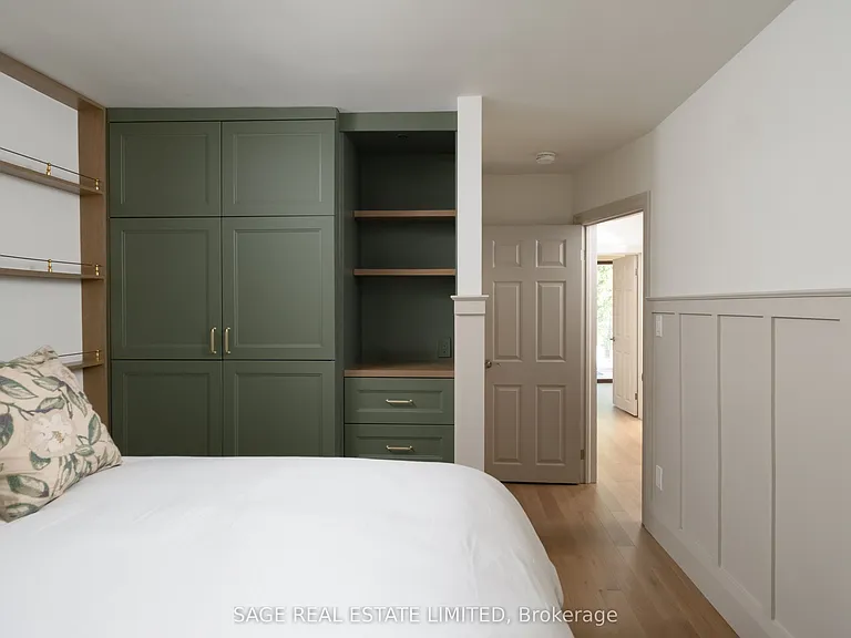 162 John St — Photo 18