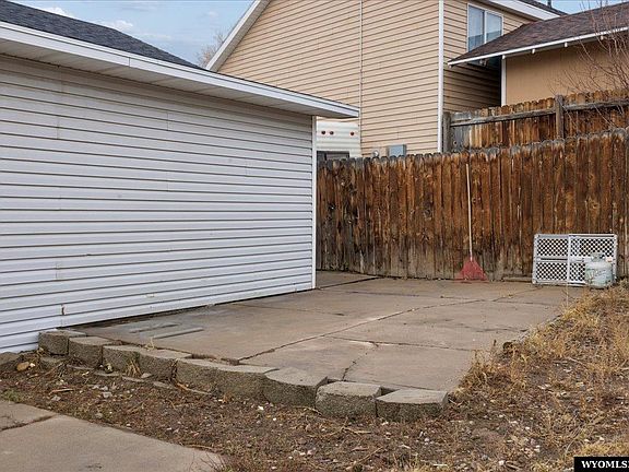 5th image of 193 Southridge Rd