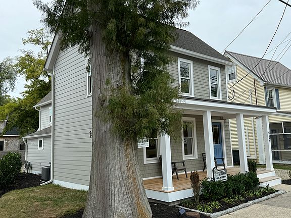 2nd image of 412 Kings Hwy #A