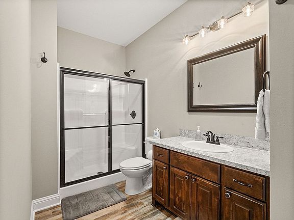 3rd image of 50 Northstar Ln