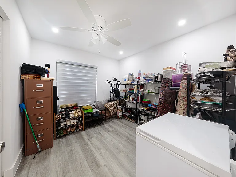 19311 Sterling Dr — Photo 17