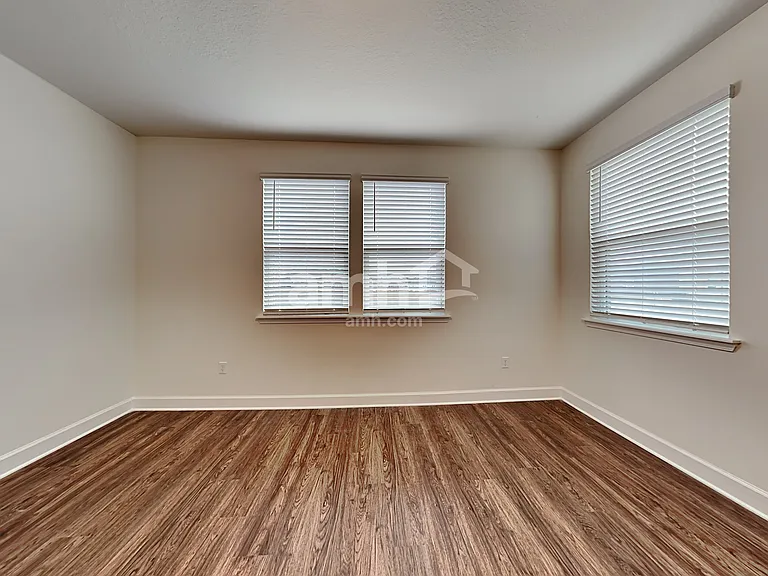 1096 Winter Stone St — Photo 10