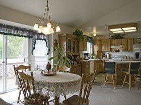 4th image of 8621 S Dorilee Dr