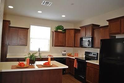 4th image of 1717 S Jentilly Ln APT 1005