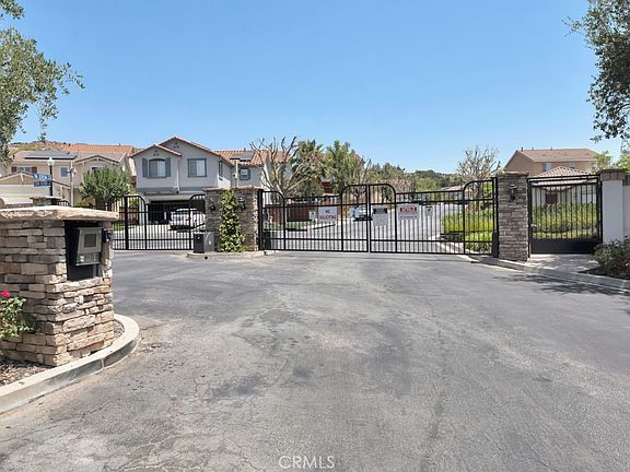 4th image of 13254 La Tierra Way