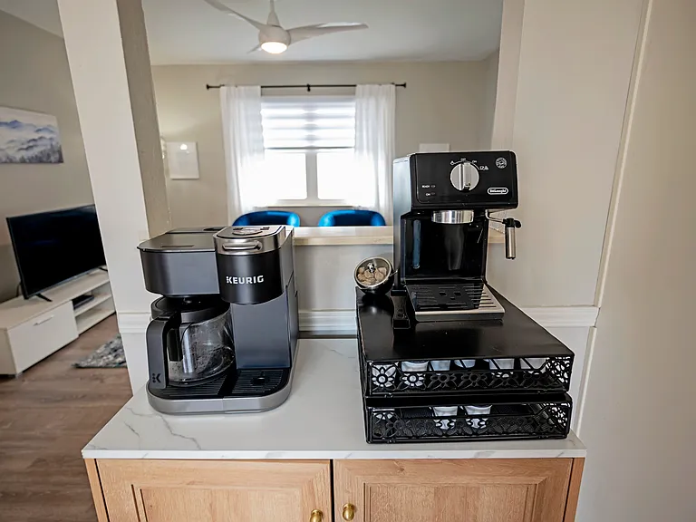 413 SE Lana Ct — Photo 11