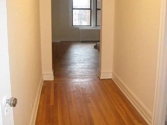 2nd image of 311 E 72nd St