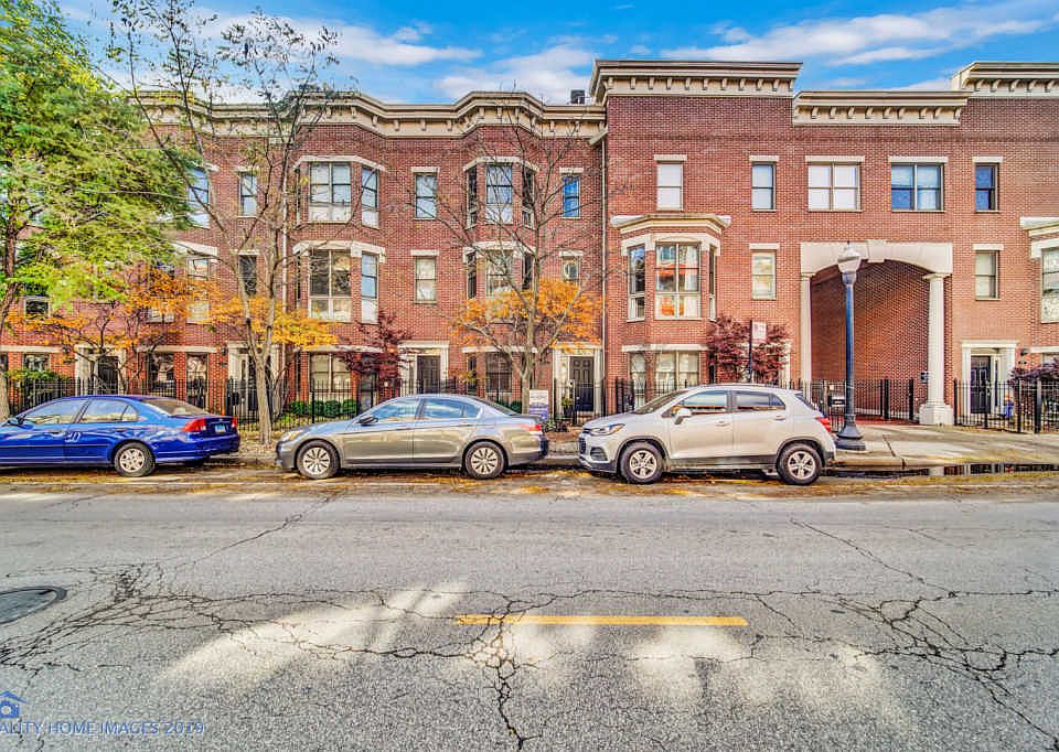 1st image of 1719 W Belmont Ave