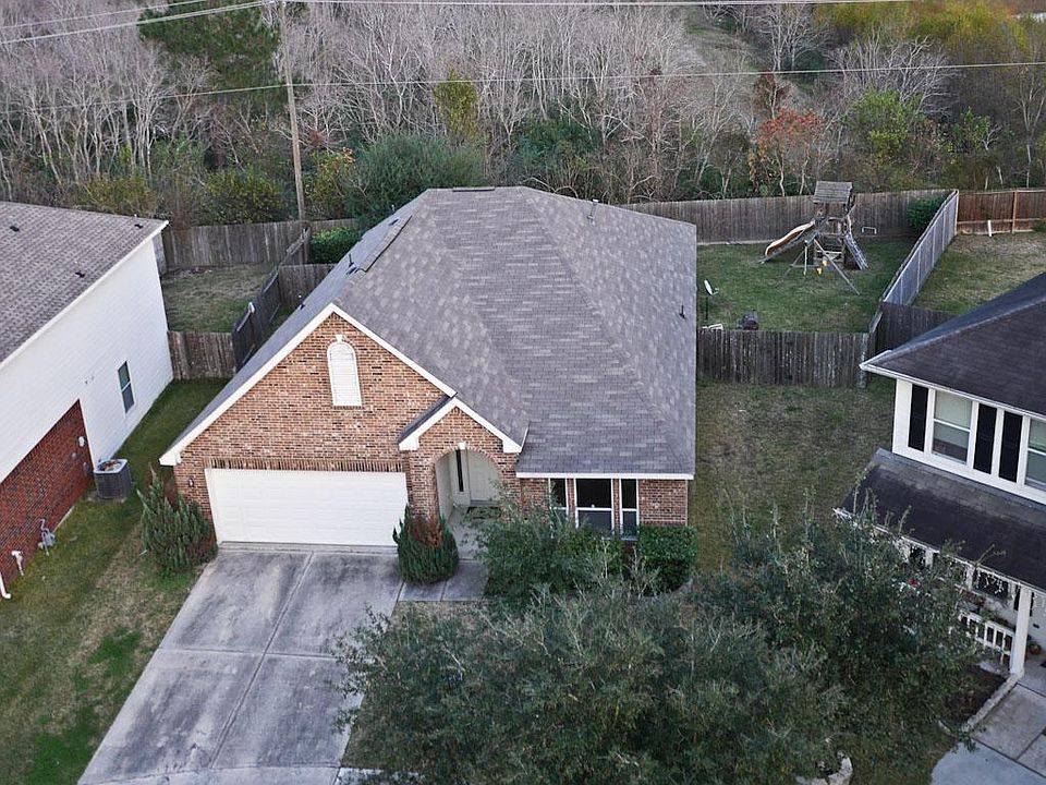 1st image of 11027 Mossy Hollow Ln