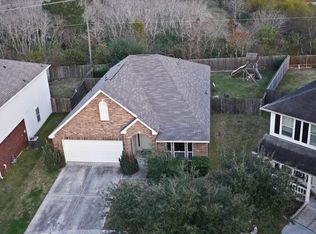11027 Mossy Hollow Ln, Houston, TX 77075