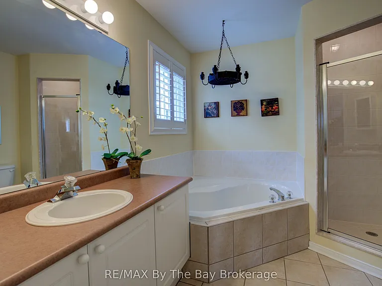 32 Green Briar Dr — Photo 14