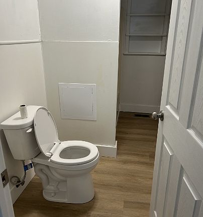 4th image of 202 Morningside Dr