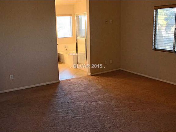 4th image of 3472 White Mountain St