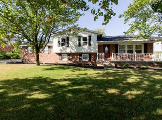 102 Autumn Ridge Trl, Farmersville, OH 45325