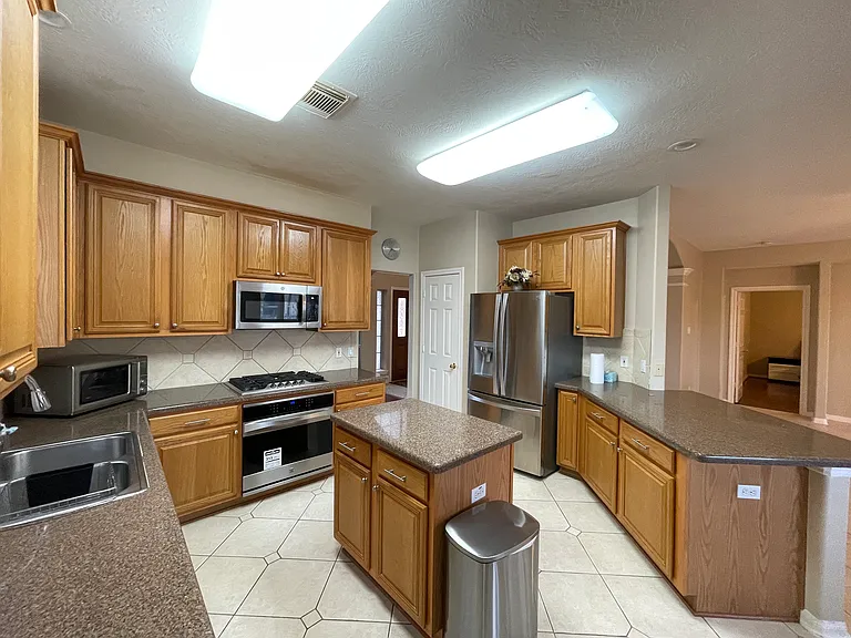 14207 Cairns Ct — Photo 12