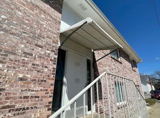 1950 S 15th St APT 1, Lincoln, NE 68502