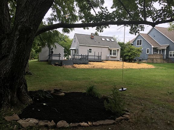 2nd image of 2719 Eastcleft Dr
