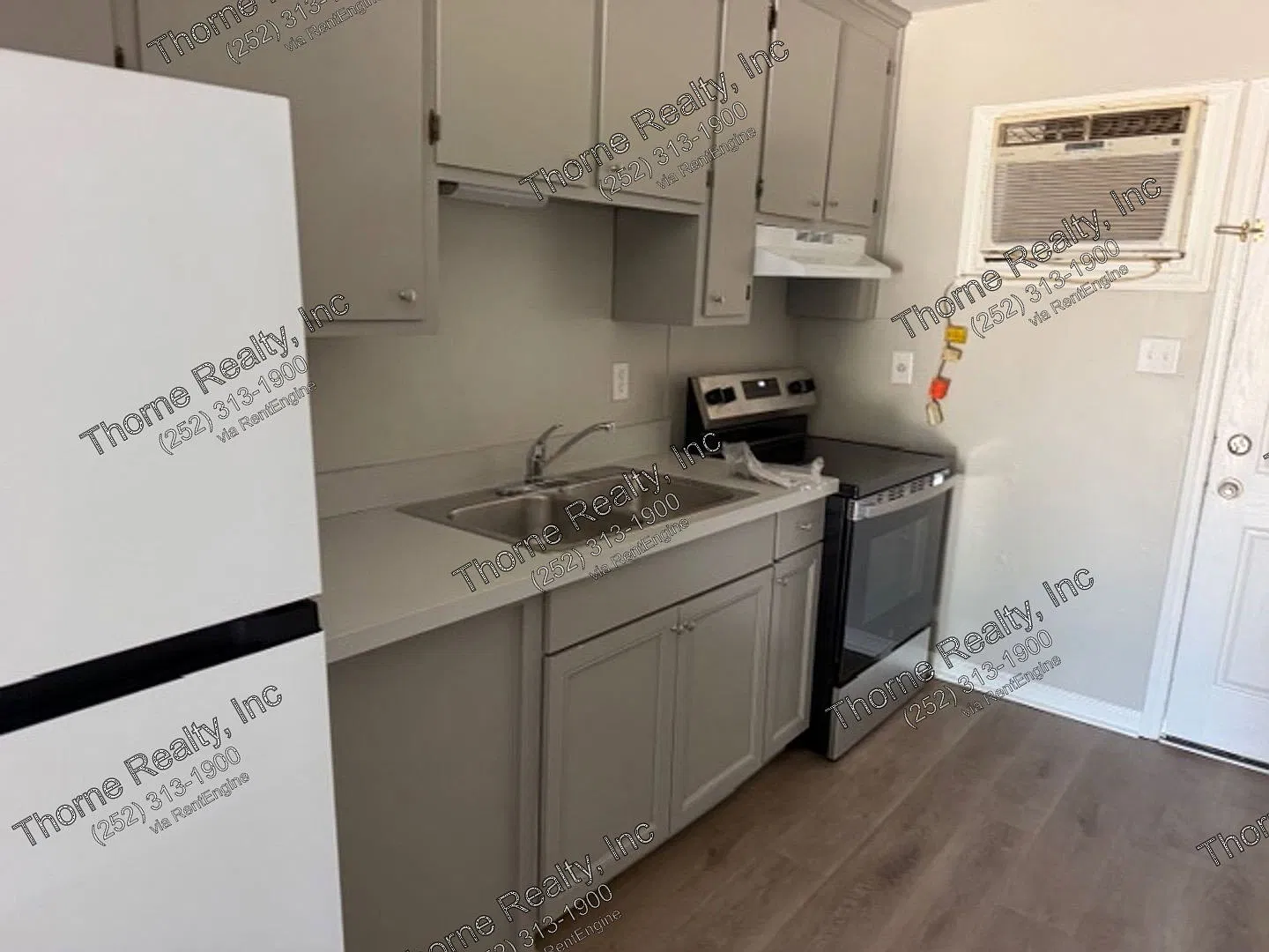 2 bed, 1.0 bath, $795 — Photo 3