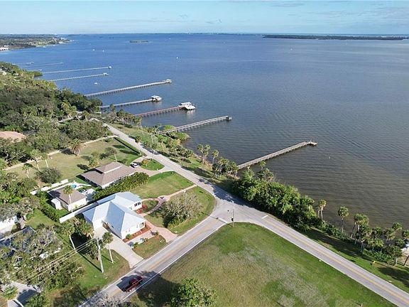 5th image of 13805 N Indian River Drive