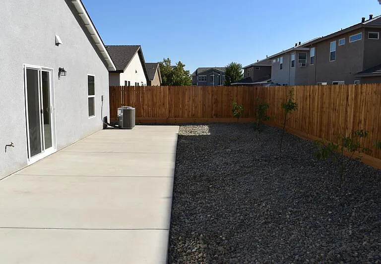 4027 Bayonet Dr — Photo 36