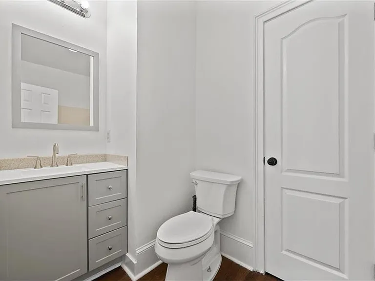 2120 Skyland Cove Ln — Photo 21