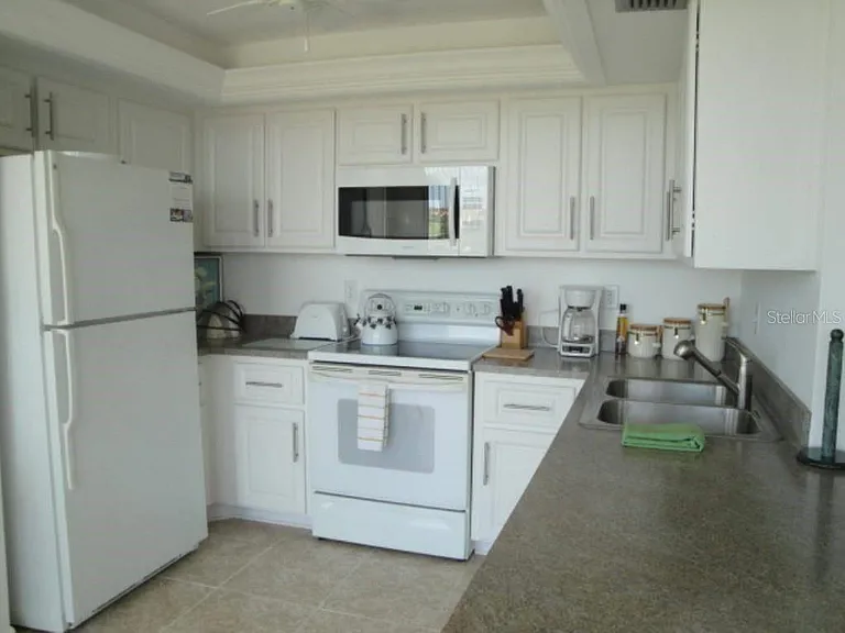 6104 Palma Del Mar Blvd S #604 — Photo 5