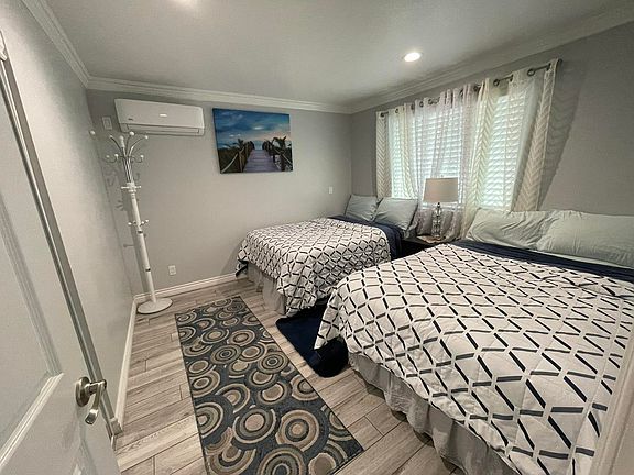 5th image of 18630 Prairie Ave