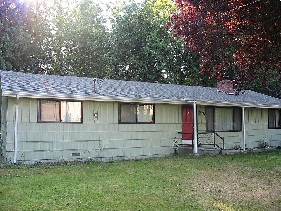 new paint and roof 07