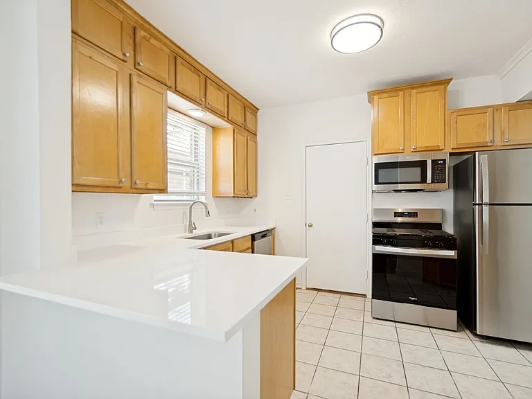 6025 Llano Ave — Photo 4