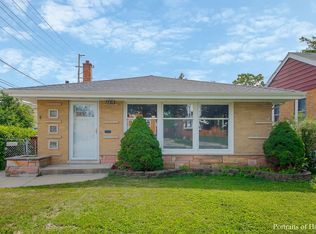 2219 S 3rd Ave, North Riverside, IL 60546