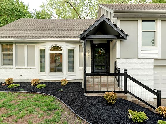 2nd image of 7937 N Anita Dr