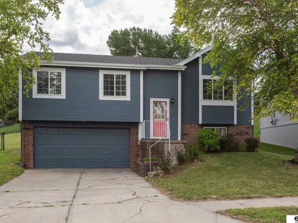 6633 N 115th St, Omaha, NE 68164