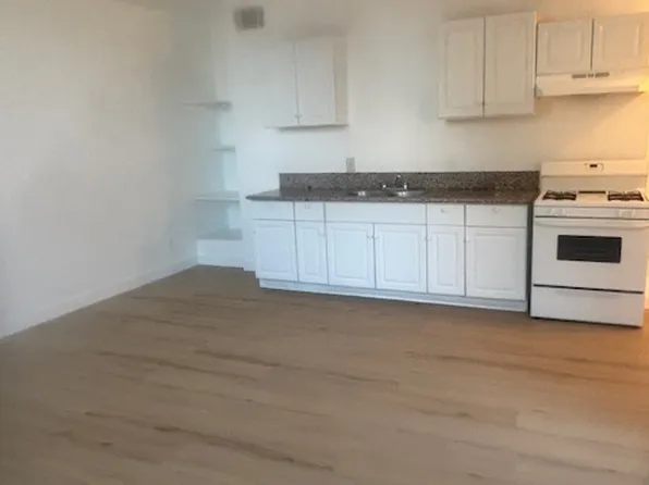 (undisclosed Address), Fontana, CA 92335