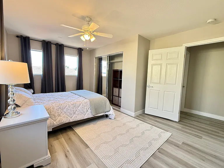 9742 W Tompkins Ave — Photo 22