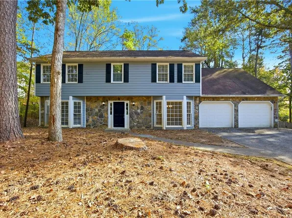 590 Ridgemont Dr, Roswell, GA 30076