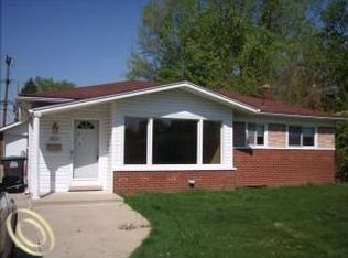 8124 Westlake St, Taylor, MI 48180