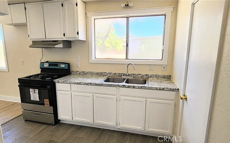 6963 Tamarisk Ave #B — Photo 5