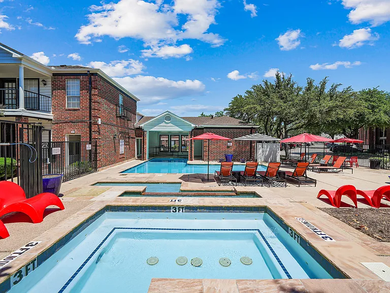 Exterior-Pool