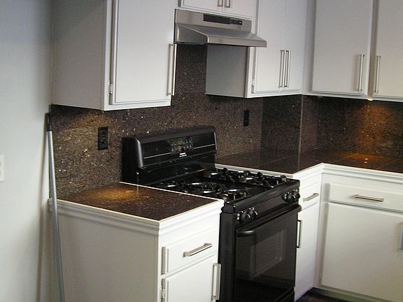 2nd image of 11643 Chandler Blvd APT 106