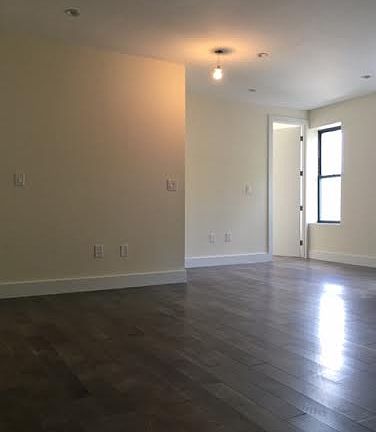 5th image of 1090 Saint Nicholas Ave APT 2