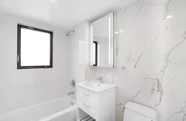 Rented by Reavis | media 7