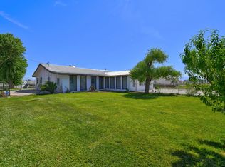 14 Sunset Rd, Belen, NM 87002
