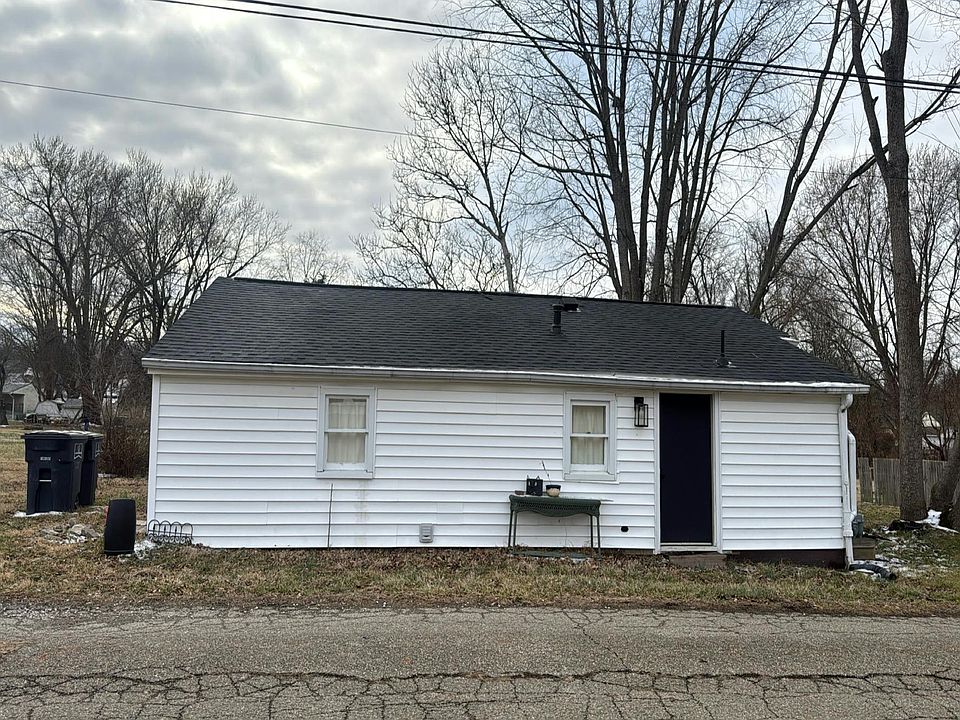 1st image of 709 Olive Ln