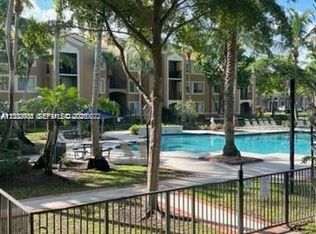 8020 Nob Hill Rd #205, Fort Lauderdale, FL 33321