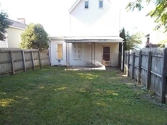 2-3 bedroom house Rochester — Photo 2