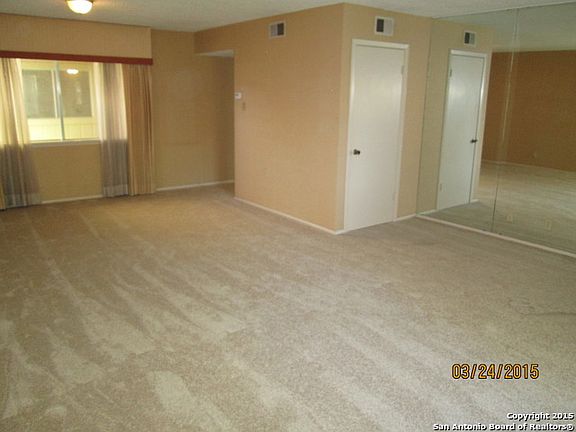 5th image of 10918 Crown Park Dr