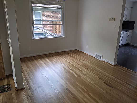 3rd image of 22600 Chapoton St